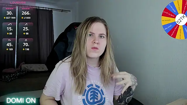 Olivia Munk online show from February 3, 2025, 6:56 am