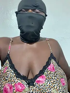 sweet1111 online show from March 6, 2026, 9:22 pm