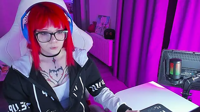 Yumi Youkai online show from January 24, 2025, 9:37 pm