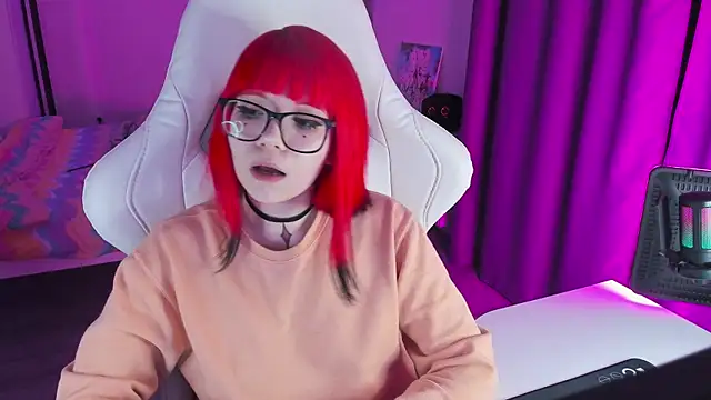 Yumi Youkai online show from February 2, 2025, 5:15 pm