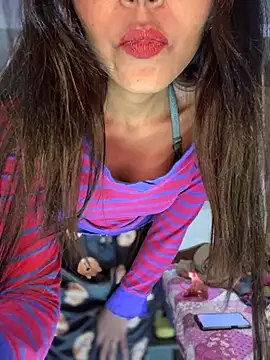 PARI Hun online show from December 15, 2024, 4:37 pm