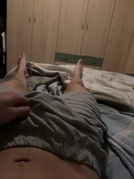 giovanni5281 online show from April 21, 2026, 6:20 am