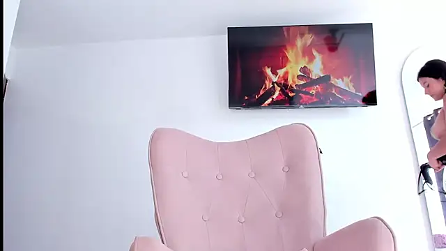 selene king2 online show from January 29, 2025, 8:35 pm