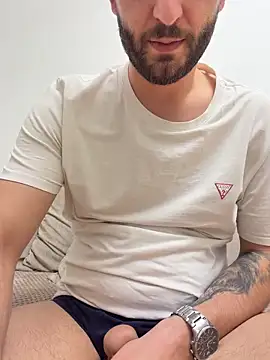 Snapshot of ElChapoGuzman95 chatting on March 19, 2026, 6:56 pm ElChapoGuzman95 online show from March 19, 2026, 6:56 pm