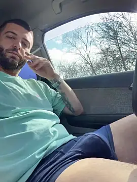 Snapshot of ElChapoGuzman95 chatting on March 22, 2026, 8:51 am ElChapoGuzman95 online show from March 22, 2026, 8:51 am