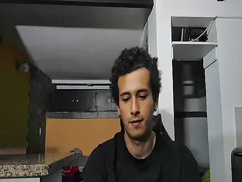 Snapshot of talktome4 chatting on February 2, 2026, 2:43 am talktome4 online show from February 2, 2026, 2:43 am