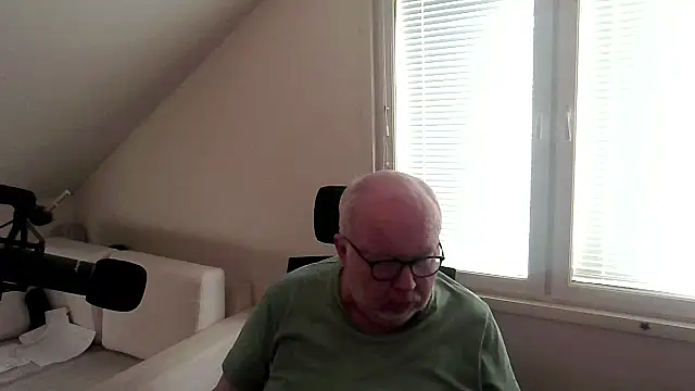 ScrawnyFire online show from March 6, 2026, 12:45 pm