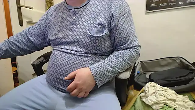 tipko123 online show from February 2, 2025, 6:31 pm