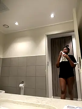 Neelo-Smith online show from December 3, 2025, 5:04 am