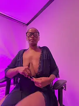 Neelo-Smith online show from June 4, 2026, 6:41 am