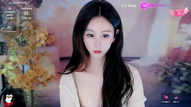 Aimee-520 online show from February 10, 2025, 1:11 pm