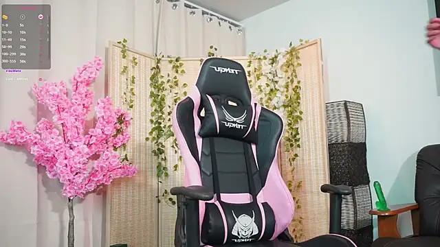 EmmylieMorris online show from March 10, 2026, 2:00 pm