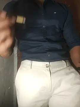 Snapshot of rounakhunk chatting on October 16, 2025, 6:42 pm rounakhunk online show from October 16, 2025, 6:42 pm