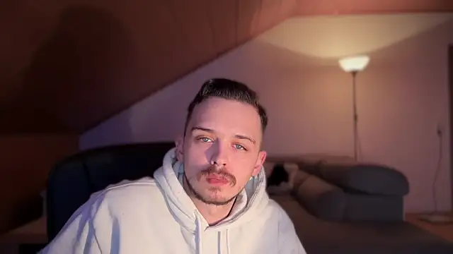 Snapshot of naked_psy chatting on February 2, 2025, 2:06 am naked psy online show from February 2, 2025, 2:06 am