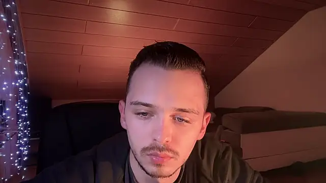 Snapshot of naked_psy chatting on February 15, 2025, 11:47 pm naked psy online show from February 15, 2025, 11:47 pm