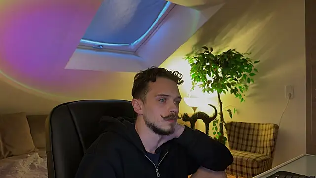 Snapshot of naked_psy chatting on March 19, 2026, 5:06 pm naked psy online show from March 19, 2026, 5:06 pm