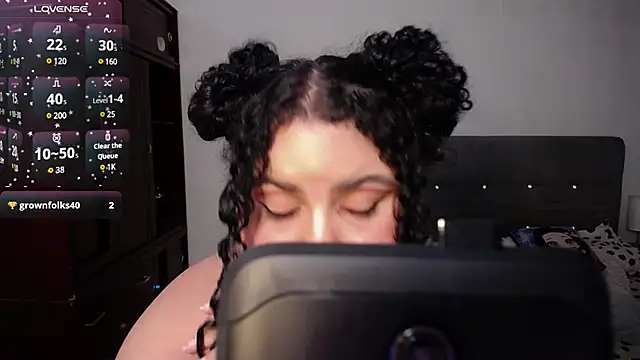 Snapshot of luisianacoxx chatting on December 7, 2024, 9:28 am luisianacoxx online show from December 7, 2024, 9:28 am