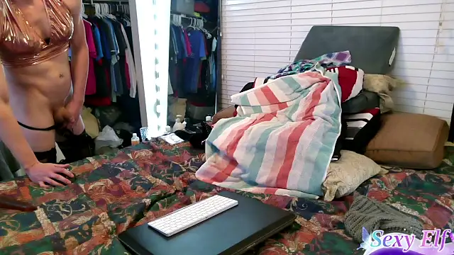 Snapshot of ashleysimmons chatting on March 7, 2025, 10:02 am ashleysimmons online show from March 7, 2025, 10:02 am