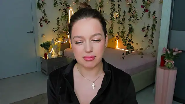 MiracleCurly online show from February 1, 2026, 2:15 pm