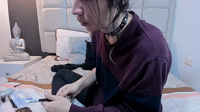 Hecatee 77 online show from February 3, 2025, 7:21 pm