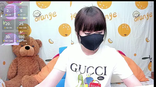 Snapshot of alonelove__ chatting on October 13, 2025, 2:22 am alonelove online show from October 13, 2025, 2:22 am