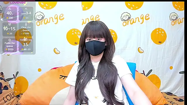 Snapshot of alonelove__ chatting on October 21, 2025, 2:01 am alonelove online show from October 21, 2025, 2:01 am