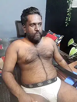 Rayansmith  online show from September 29, 2025, 3:06 pm