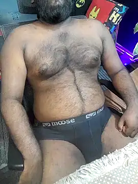 Rayansmith  online show from October 2, 2025, 1:29 pm