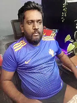 Rayansmith  online show from October 7, 2025, 9:01 pm