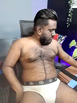 Rayansmith  online show from November 5, 2025, 1:16 am