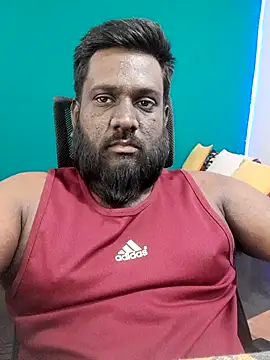 Rayansmith  online show from March 18, 2026, 11:19 pm