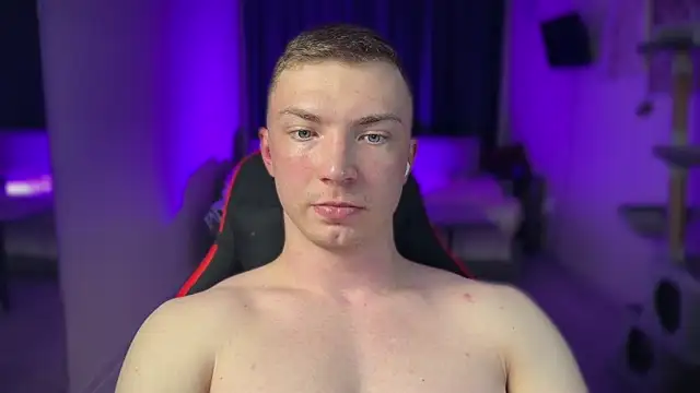 Snapshot of iron__chap chatting on February 8, 2026, 10:57 pm iron chap online show from February 8, 2026, 10:57 pm