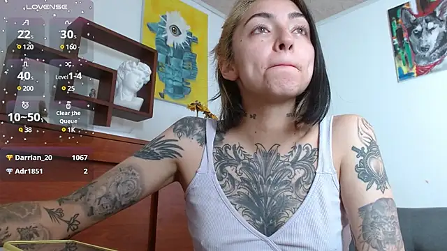 ZoeBakers  online show from March 1, 2025, 5:27 pm