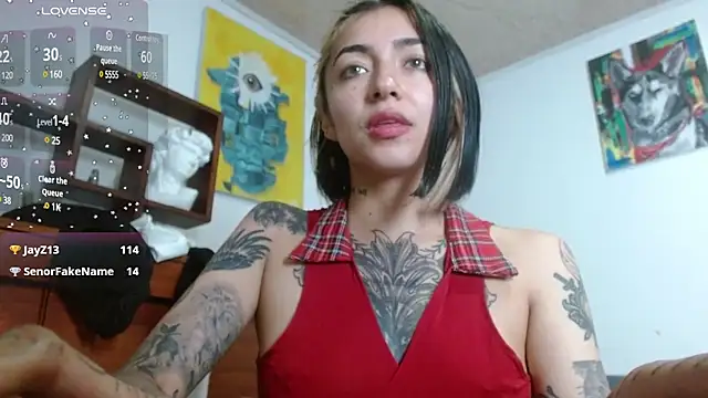 ZoeBakers  online show from March 6, 2025, 5:22 pm