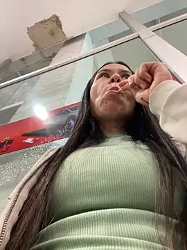 Snapshot of dominantandsubmissiveshow chatting on December 19, 2024, 9:49 pm dominantandsubmissiveshow online show from December 19, 2024, 9:49 pm