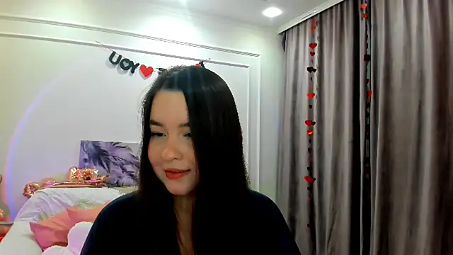 Snapshot of WishToBloom chatting on February 28, 2026, 7:26 pm WishToBloom online show from February 28, 2026, 7:26 pm