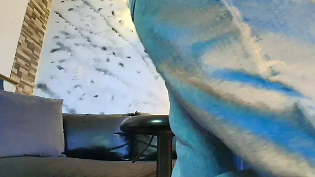 Sophie LittleS online show from December 22, 2025, 1:19 pm