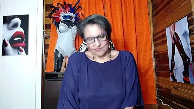 merlyna goldens online show from February 2, 2025, 2:59 am