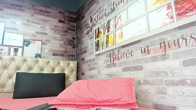 Snapshot of Isabela-Gomez chatting on June 9, 2026, 3:34 pm Isabela-Gomez online show from June 9, 2026, 3:34 pm