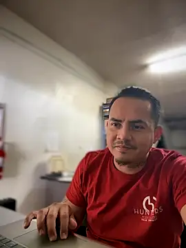 PeterGrandee online show from December 2, 2024, 9:17 pm