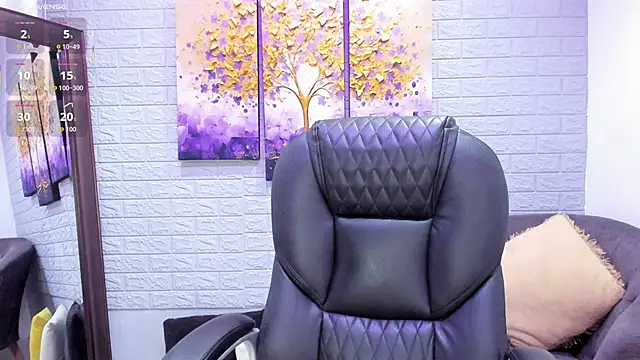 Snapshot of Paula_Desousa chatting on November 29, 2025, 7:28 pm Paula Desousa online show from November 29, 2025, 7:28 pm