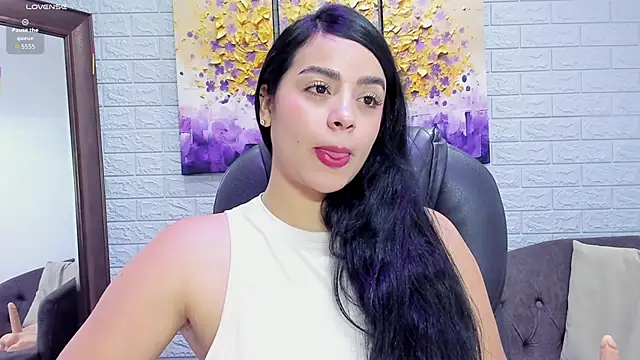Snapshot of Paula_Desousa chatting on December 16, 2025, 7:41 pm Paula Desousa online show from December 16, 2025, 7:41 pm