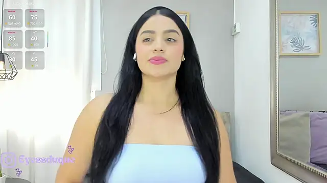 Snapshot of Paula_Desousa chatting on February 9, 2026, 3:49 pm Paula Desousa online show from February 9, 2026, 3:49 pm