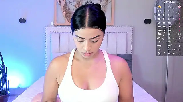 Snapshot of Paula_Desousa chatting on February 28, 2026, 3:35 pm Paula Desousa online show from February 28, 2026, 3:35 pm