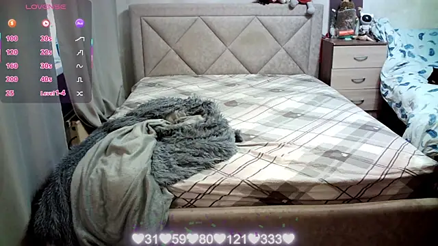 juliettkalen online show from March 25, 2026, 5:35 am