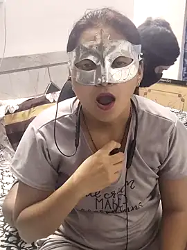 Snapshot of Harsh_Ankita_Couple chatting on October 16, 2025, 5:47 pm Harsh Ankita Couple online show from October 16, 2025, 5:47 pm