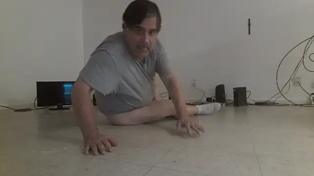 Snapshot of Peachestabby147 chatting on October 10, 2025, 1:48 am Peachestabby147 online show from October 10, 2025, 1:48 am