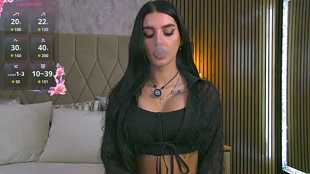 AmyBlair online show from February 18, 2025, 7:10 am