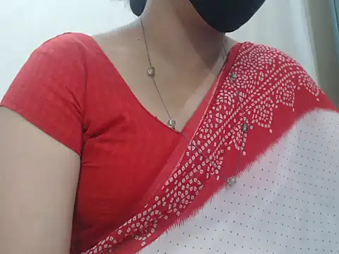 Snapshot of Lovely_Siri_23 chatting on May 3, 2026, 2:39 am Lovely Siri 23 online show from May 3, 2026, 2:39 am