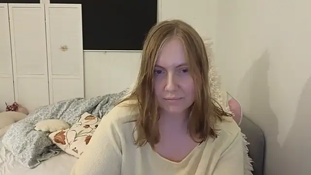 Snapshot of lilleambi chatting on March 6, 2026, 8:38 pm lilleambi online show from March 6, 2026, 8:38 pm